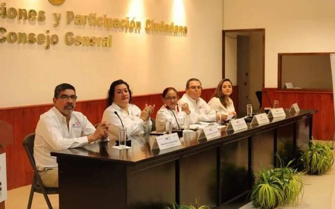 Órganos desconcentrados del iepc reciben capacitación diario del sur