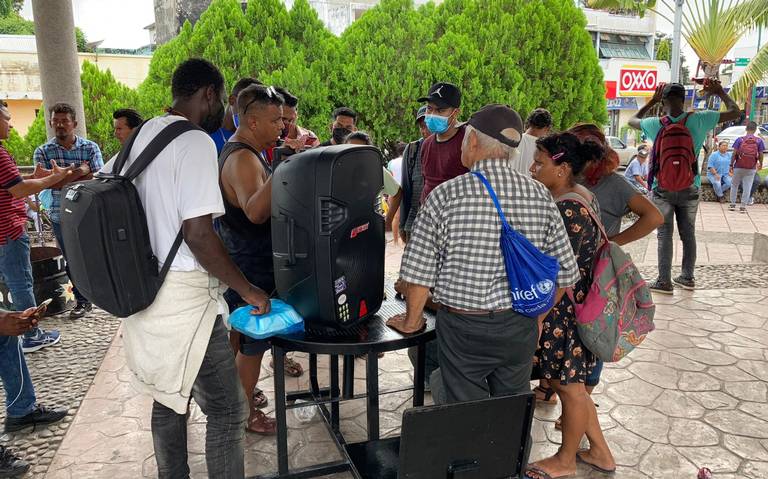 Peruanos buscan irse en la caravana que saldr este s bado