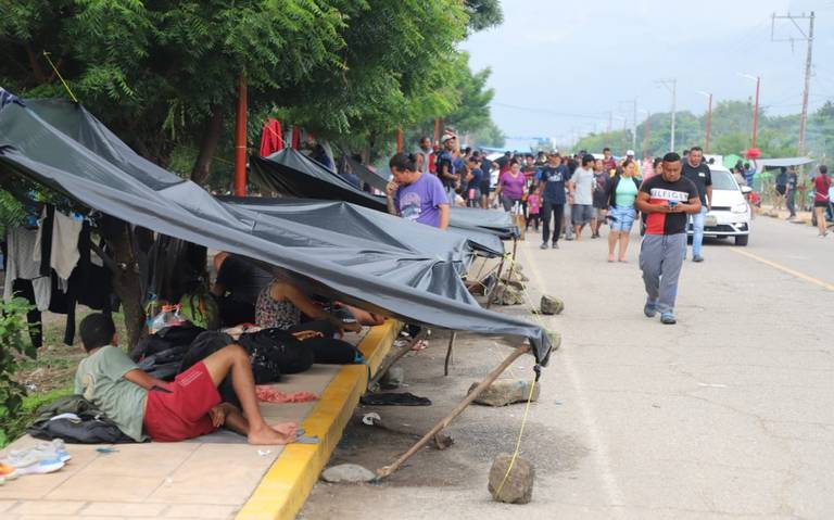 Gobierno vigilar caravana migrante con elementos del INM y la