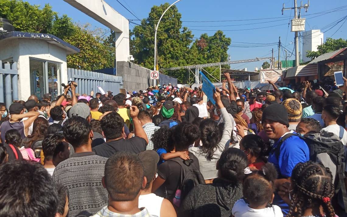 Caravana Migrante inicia huelga de hambre en Tapachula y amenaza